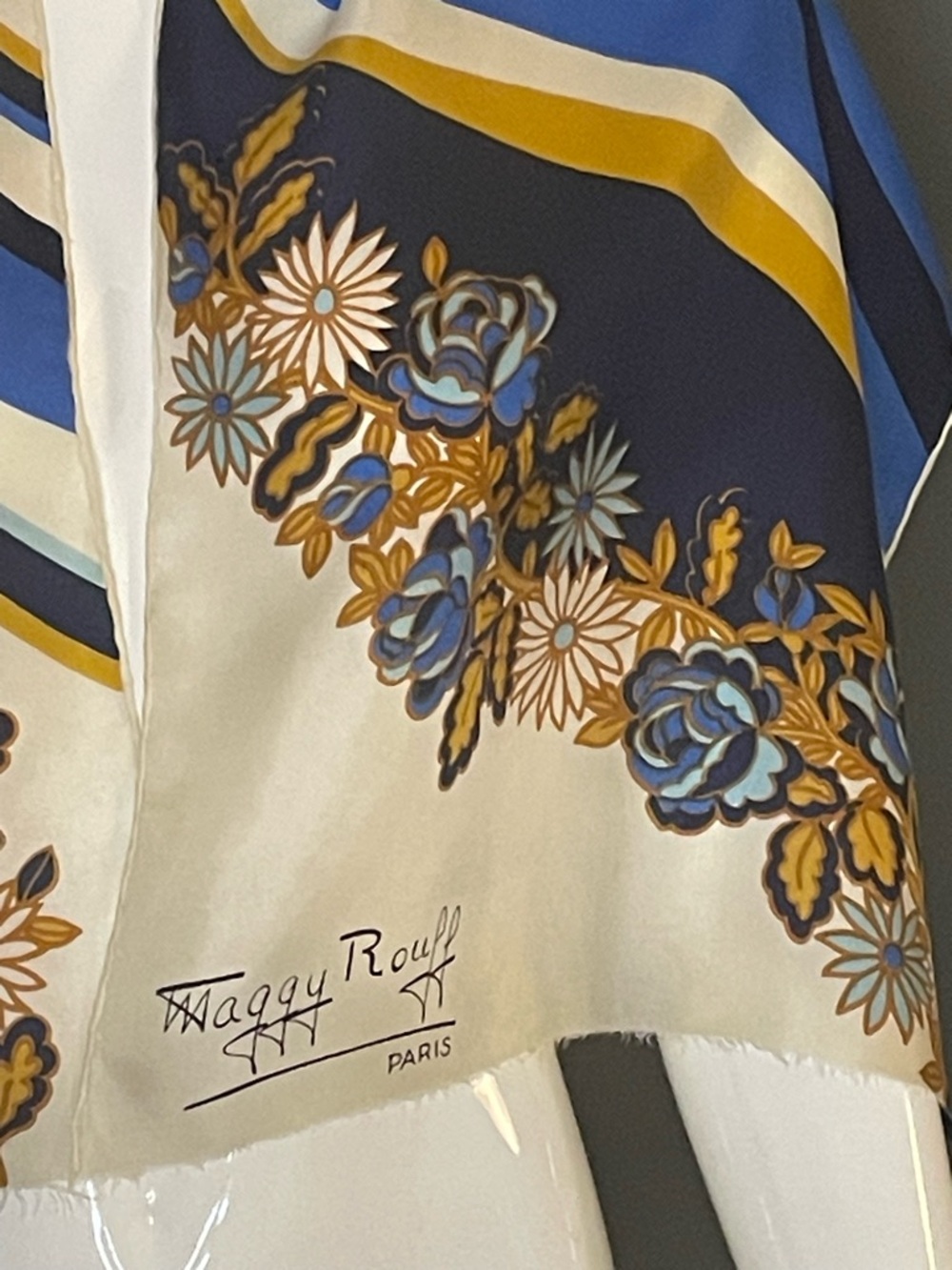 Vintage Maggy Rouff Blue Florals Silk Scarf 15 x 44 Fair Condition - Picture 4 of 7